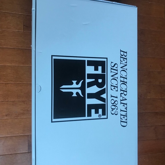 Frye Dorado Riding Boots- SOLD PRIVATELY! - Picture 3 of 5